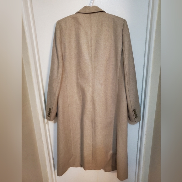 Aritzia The Constant Coat - Picture 3 of 7